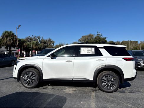 New 2026 Nissan Pathfinder SV image 29