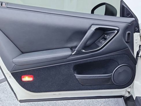 Used 2019 Nissan GT-R image 47