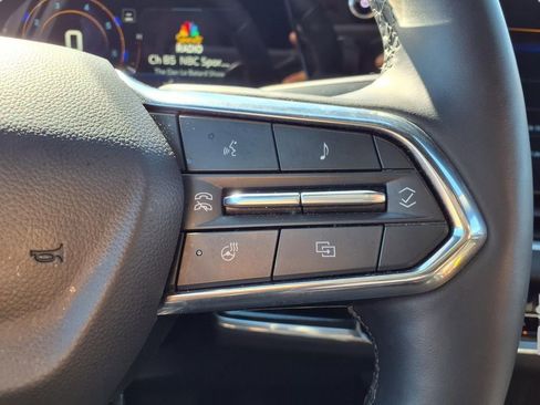 Used 2025 Chevrolet Equinox LT image 15