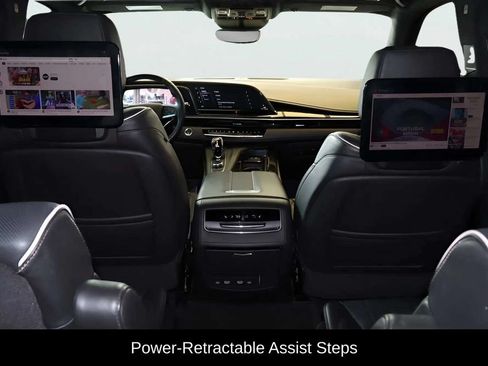 Used 2023 Cadillac Escalade ESV V AWD/4WD image 19