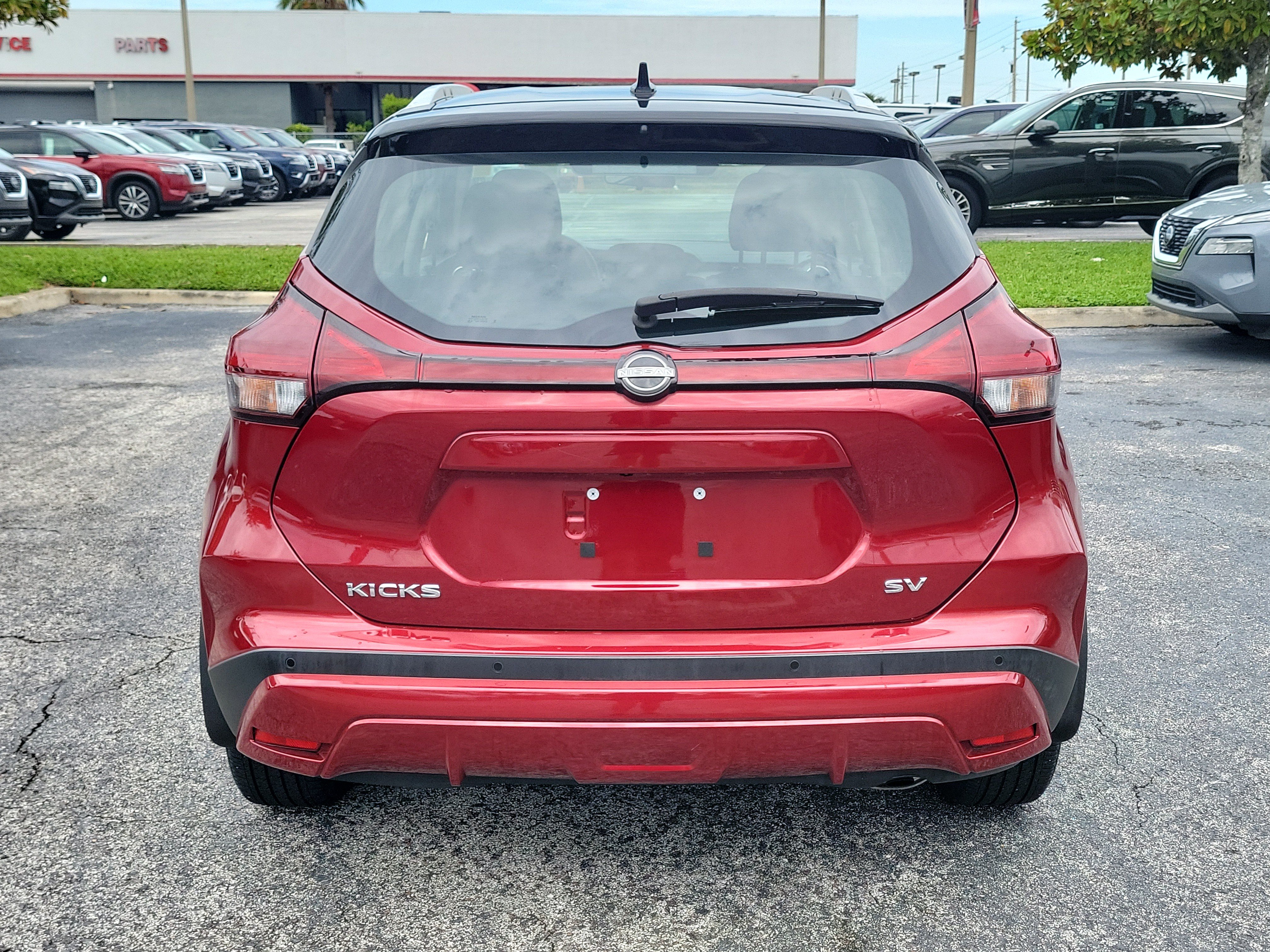 Certified 2023 Nissan Kicks SV FWD image 6