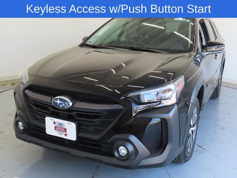 Used 2025 Subaru Outback Premium image 10