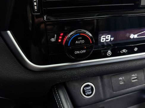 Used 2023 Nissan Rogue Platinum image 24