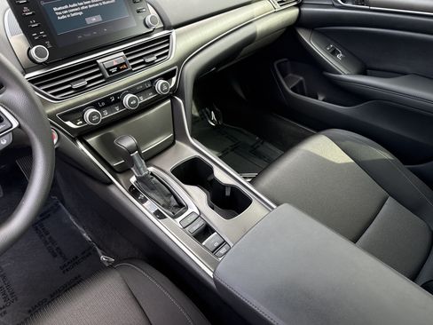 Certified 2022 Honda Accord LX image 26