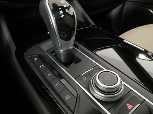 Used 2018 Maserati Levante image 57