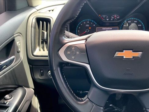 Used 2020 Chevrolet Colorado LT RWD image 23