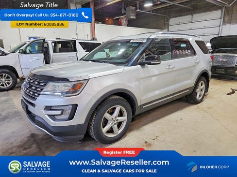 Used 2016 Ford Explorer XLT w/ Equipment Group 202A AWD/4WD image 1