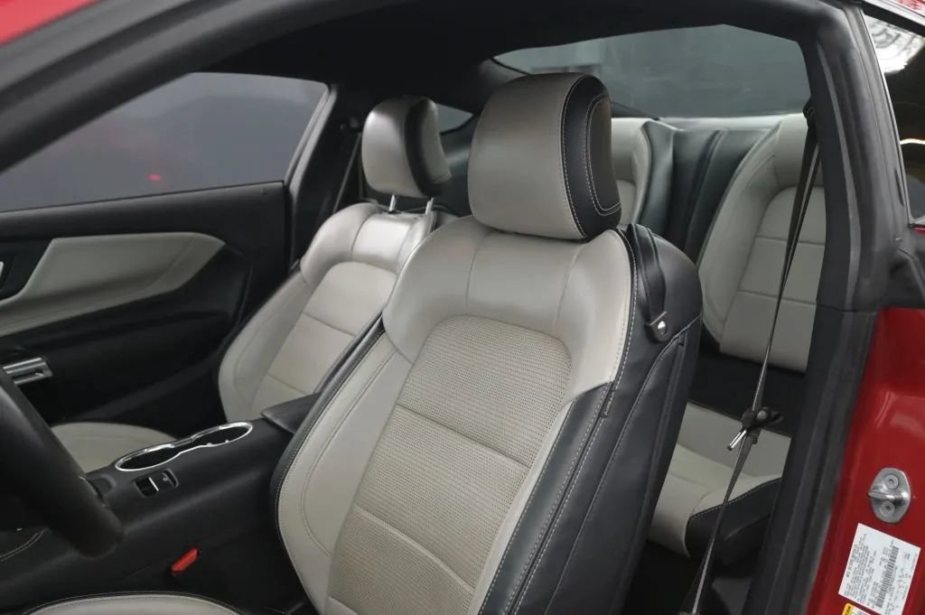 Used 2024 Ford Mustang Premium RWD image 40