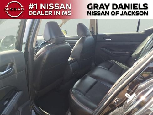 Used 2023 Nissan Altima 2.5 SR FWD image 27
