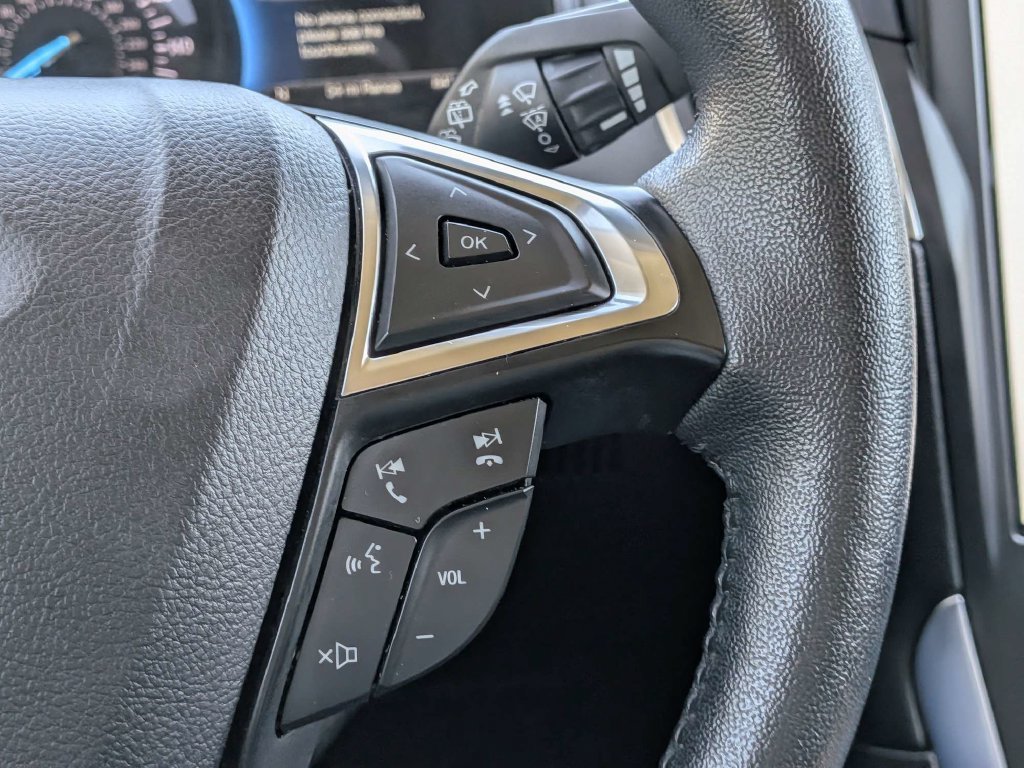 Used 2024 Ford Edge Titanium AWD/4WD image 23