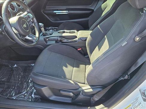 Used 2017 Ford Mustang Coupe image 15