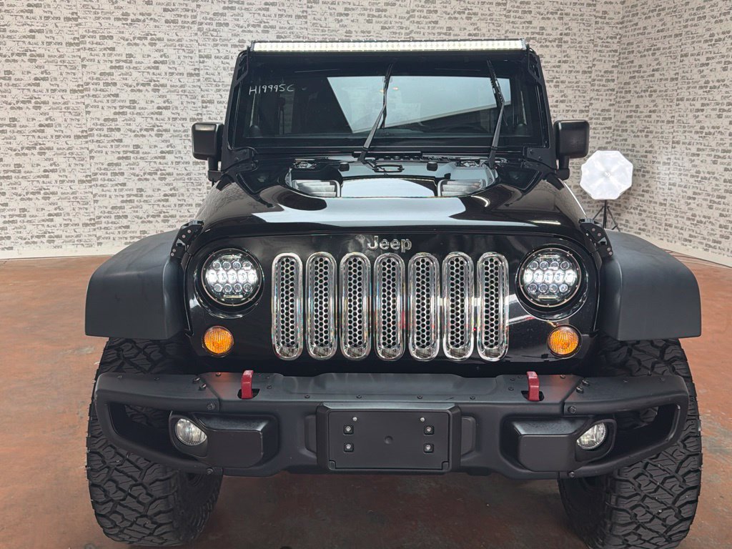 Used 2014 Jeep Wrangler Unlimited Rubicon AWD/4WD image 2