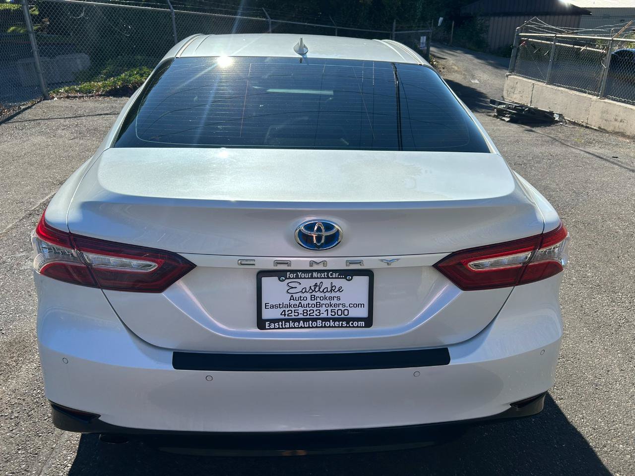Used 2018 Toyota Camry XLE w/ Audio Package FWD image 6