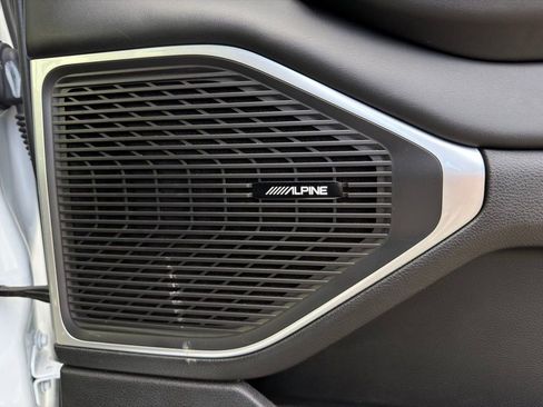 Used 2023 Jeep Wagoneer Series III w/ Flexible Seating Group image 40