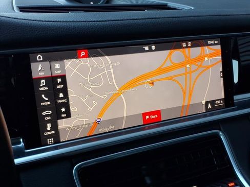 Certified 2019 Porsche Panamera image 12