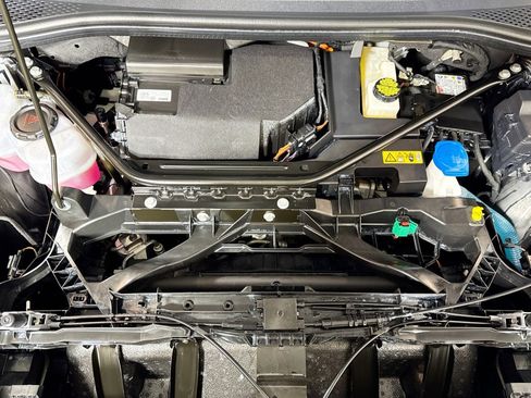 Used 2024 Audi Q4 e-tron Premium Plus w/ Premium Plus image 29