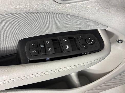 Used 2013 Dodge Dart SXT w/ SXT Special Edition Group FWD image 18