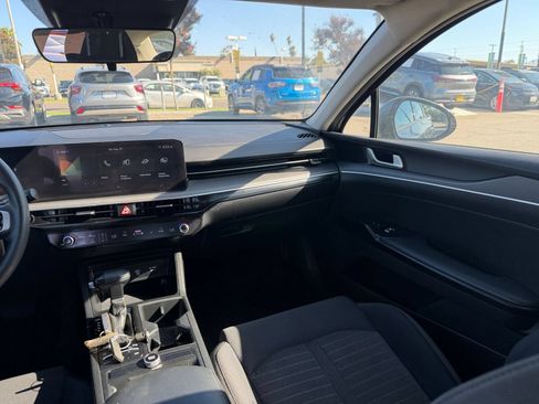 Used 2025 Kia K5 LXS FWD image 29