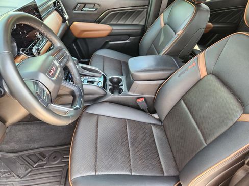 Used 2023 GMC Canyon AT4 w/ AT4 Premium Package image 10