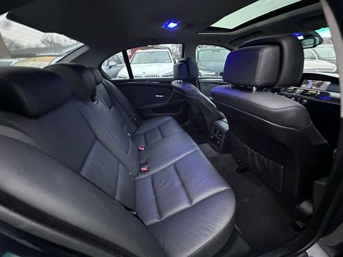 Used 2010 BMW 535i xDrive Sedan AWD/4WD image 21