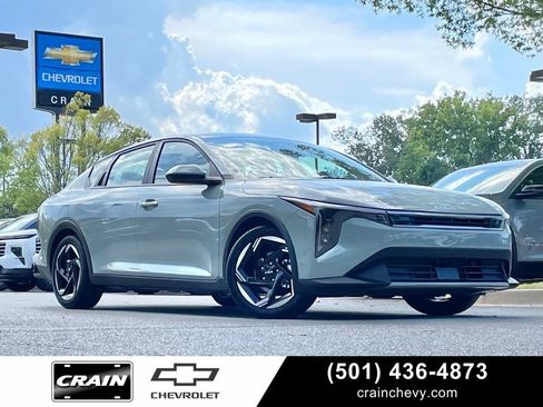 Used 2025 Kia K4 EX FWD image 1