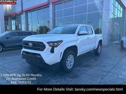 New 2025 Toyota Tacoma SR5