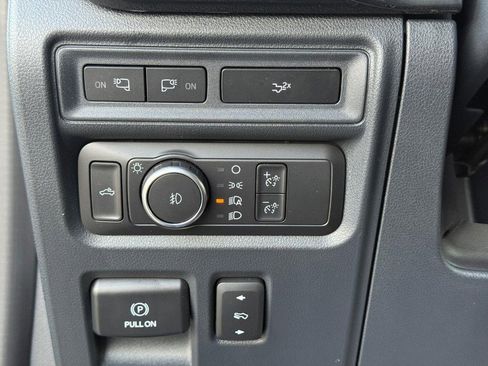 Certified 2022 Ford F150 XLT w/ Equipment Group 302A High image 31