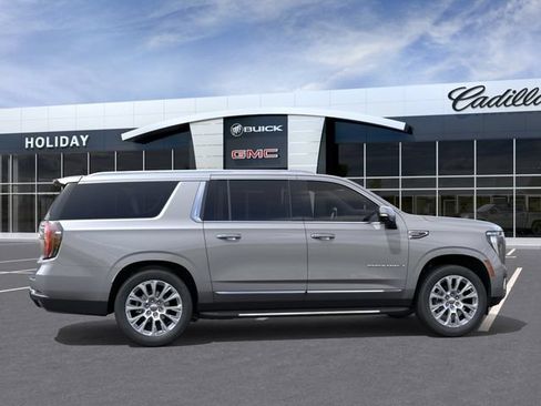 New 2026 GMC Yukon XL Denali w/ LPO, Floor Liner Package AWD/4WD image 5