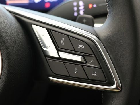 Used 2025 Buick Envision Preferred image 19