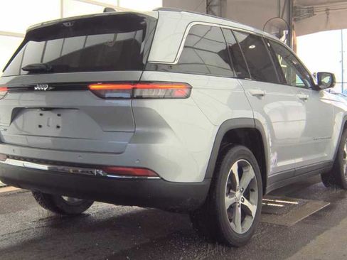 Used 2022 Jeep Grand Cherokee Limited 4xe w/ Rear Seat Video Group 1 image 4