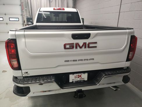 New 2025 GMC Sierra 2500 Pro w/ Convenience Package image 16