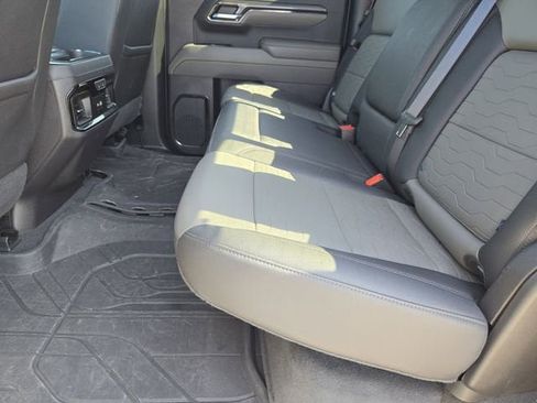 Used 2024 Chevrolet Silverado 1500 ZR2 w/ Technology Package AWD/4WD image 30