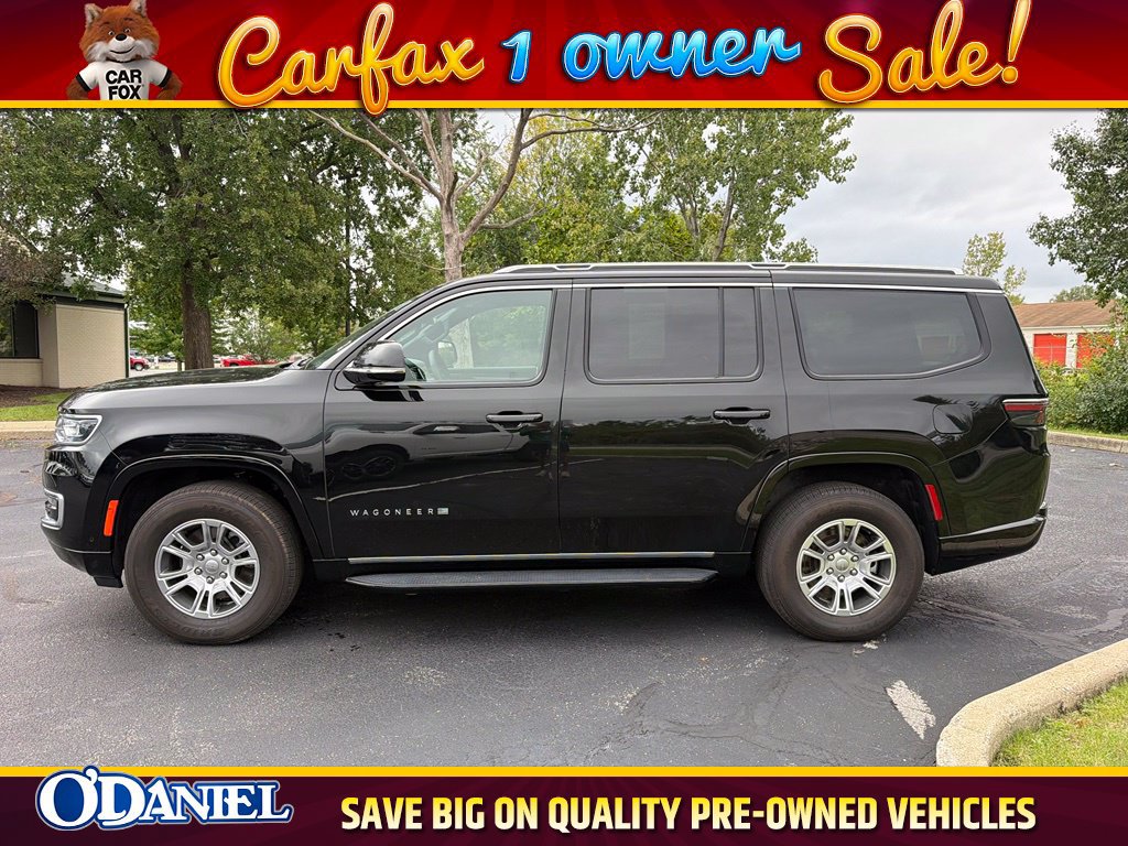 Used 2024 Jeep Wagoneer 4WD image 2