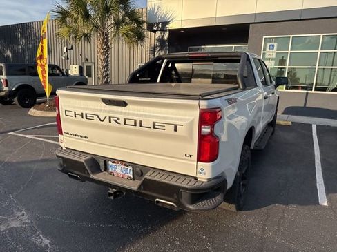 Used 2021 Chevrolet Silverado 1500 LT Trail Boss w/ Convenience Package II image 10