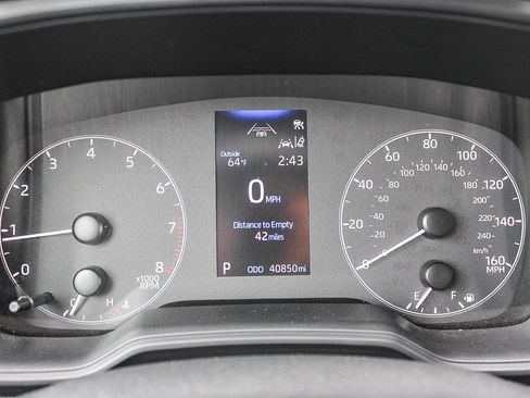 Certified 2024 Toyota Corolla SE image 24