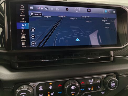 Used 2024 Jeep Wrangler Unlimited Rubicon 4xe w/ Technology Group image 9