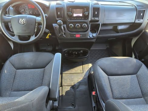 Used 2020 RAM ProMaster 2500 image 21
