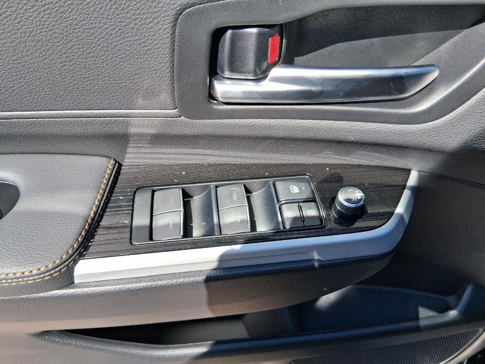 New 2026 Toyota Sienna XLE Woodland Edition AWD/4WD image 13