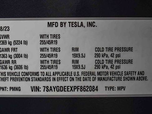 Used 2023 Tesla Model Y AWD image 27