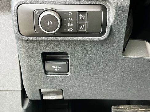 Used 2024 Ford Bronco Black Diamond image 10