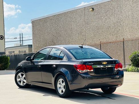 Used 2016 Chevrolet Cruze LT FWD image 7