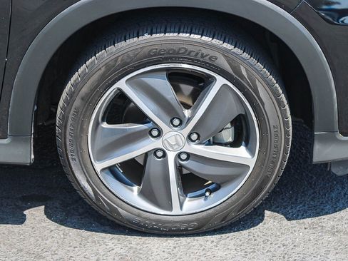 Used 2021 Honda HR-V EX image 11
