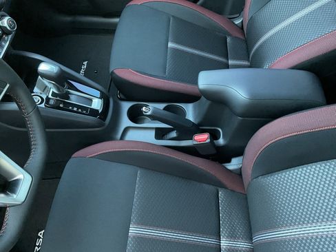 New 2025 Nissan Versa SR w/ Trunk Package image 31