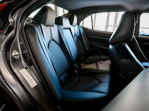 Used 2024 Toyota Camry SE image 22