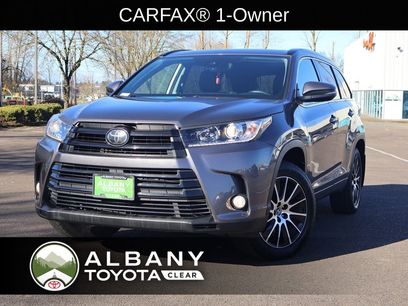 Used 2018 Toyota Highlander SE