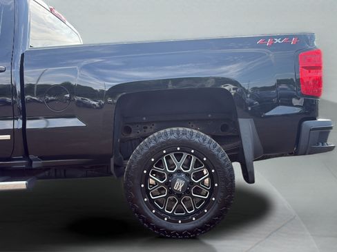 Used 2019 Chevrolet Silverado 2500 High Country w/ Duramax Plus Package AWD/4WD image 26