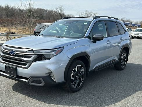 Certified 2025 Subaru Forester Limited image 3