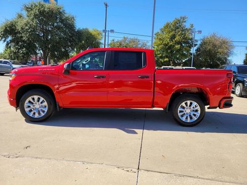 New 2026 Chevrolet Silverado 1500 Custom image 2