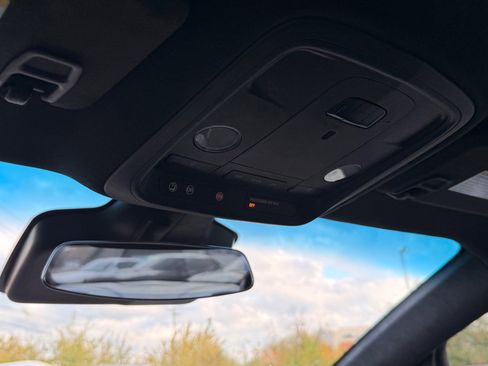 Used 2016 Cadillac ELR image 37