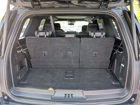 Used 2021 Ford Expedition Limited AWD/4WD image 34